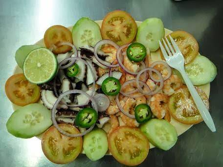 EL CAMICHIN mexican food / mariscos | restaurant | 8241 Canoga Ave, Canoga Park, CA 91304, USA | 8189924241 OR +1 818-992-4241