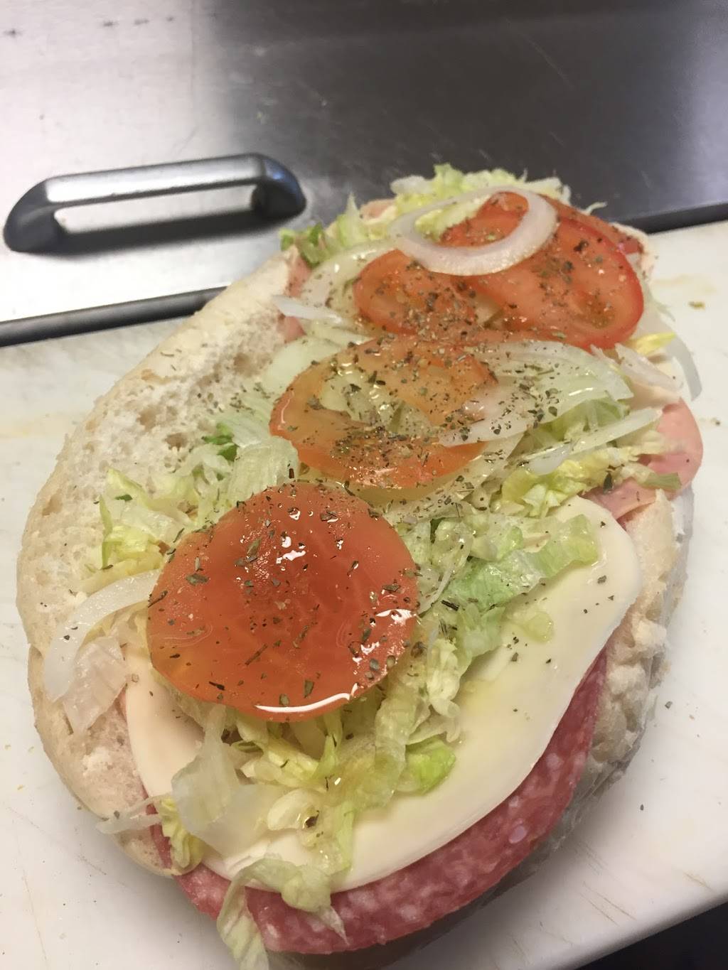 Jim and Nenas Pizzeria Hallam | restaurant | 299 W Market St, Hallam, PA 17406, USA | 7178406362 OR +1 717-840-6362