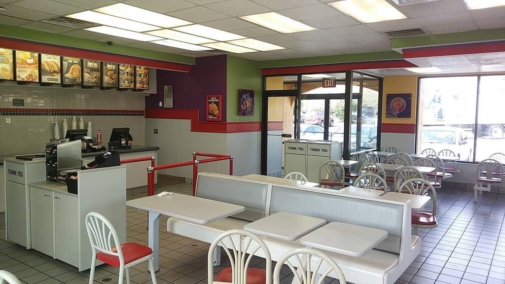 Taco Bell | meal takeaway | 10221 Hull Street Rd, Midlothian, VA 23112, USA | 8046745831 OR +1 804-674-5831