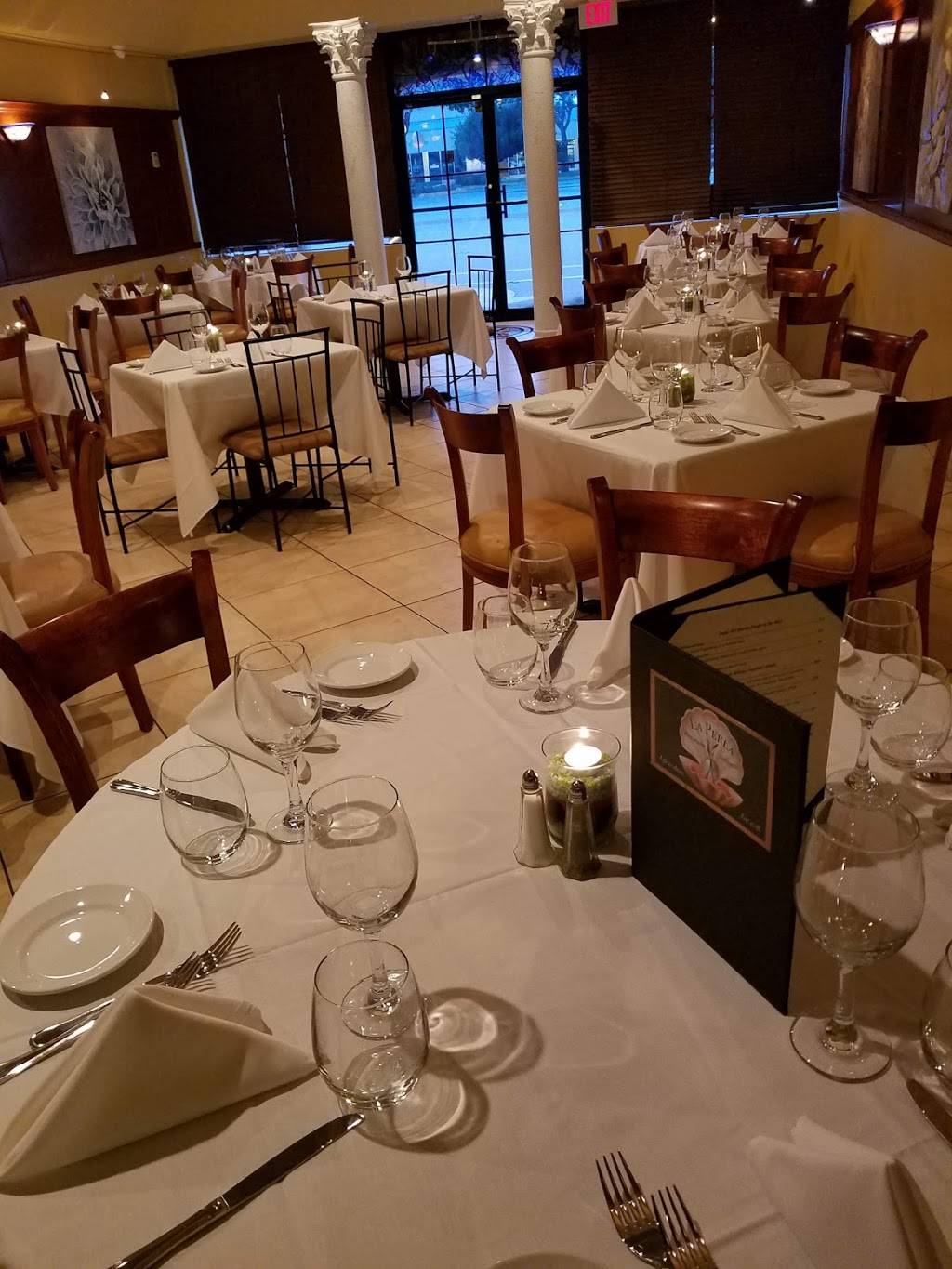 La Perla di Pompano | bakery | 420 N Federal Hwy, Pompano Beach, FL 33062, USA | 7542229174 OR +1 754-222-9174