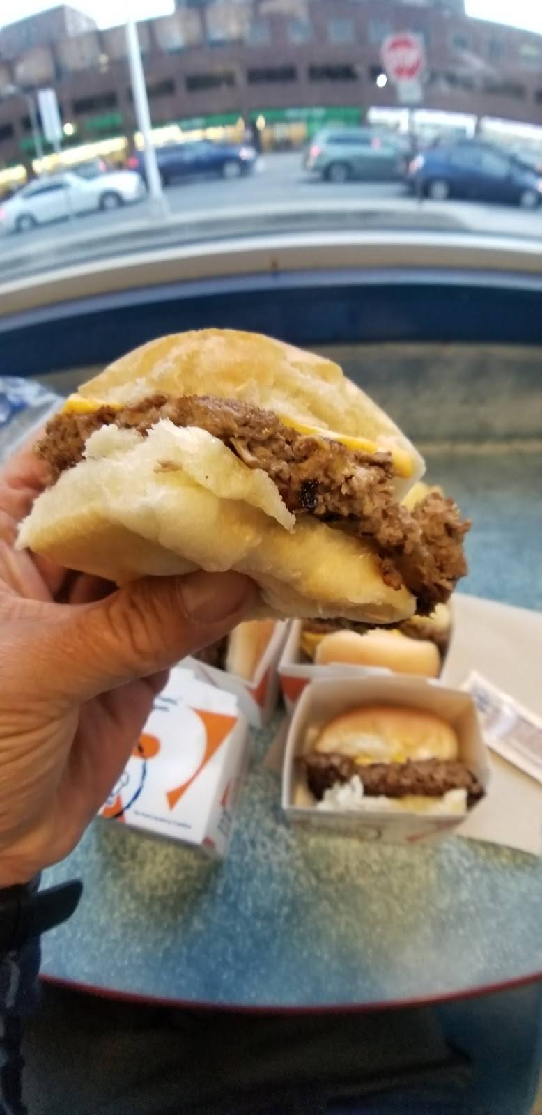 White Castle | restaurant | 2995 John F. Kennedy Blvd, Jersey City, NJ 07306, USA | 2017923645 OR +1 201-792-3645