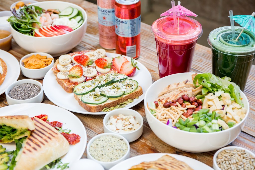 The Salad Planet | restaurant | 387 S 1st St #117, San Jose, CA 95113, USA | 4085640233 OR +1 408-564-0233