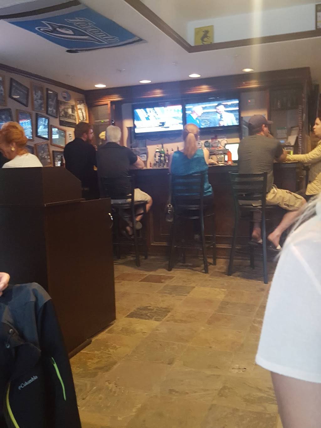 WING HOUSE | restaurant | 19157 Centre St, Mount Albert, ON L0G 1M0, Canada | 9055572222 OR +1 905-557-2222