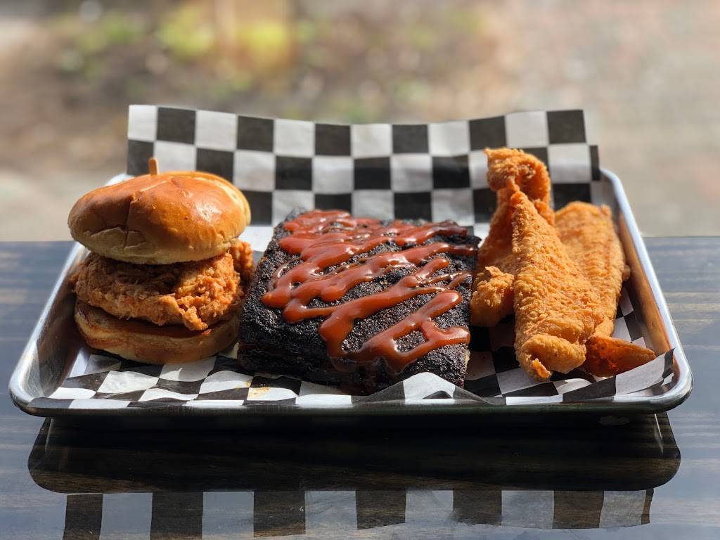 Pig and Brew | restaurant | 1313 Hull St, Richmond, VA 23224, USA | 8044472855 OR +1 804-447-2855