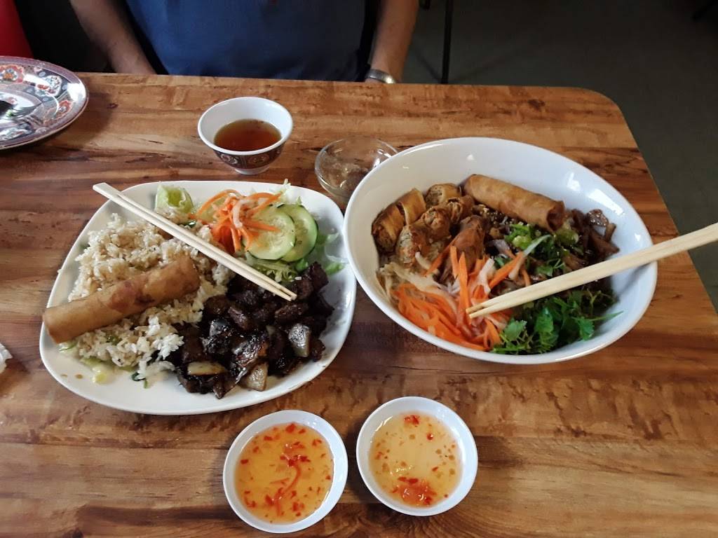 KVs Kitchen | restaurant | 1410 Main St, Palacios, TX 77465, USA | 3619723519 OR +1 361-972-3519