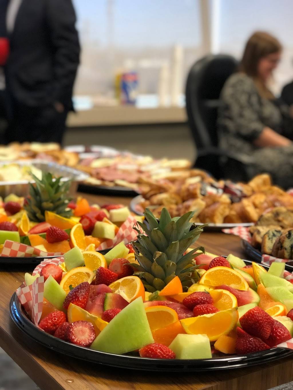 Cafe-teria Europa | restaurant | Tour A, 1600 Boul Saint-Martin Est, Laval, QC H7G 4R8, Canada | 4506676111 OR +1 450-667-6111