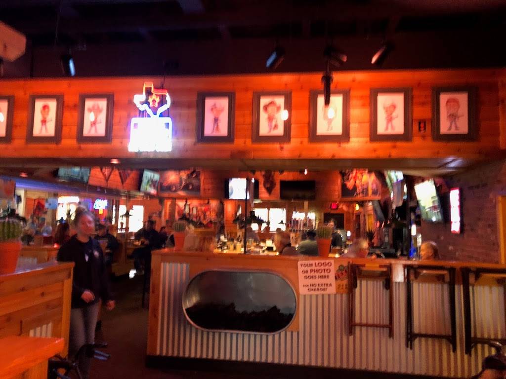 Texas Roadhouse | restaurant | 1925 E 60th St, Anderson, IN 46013, USA | 7656492637 OR +1 765-649-2637