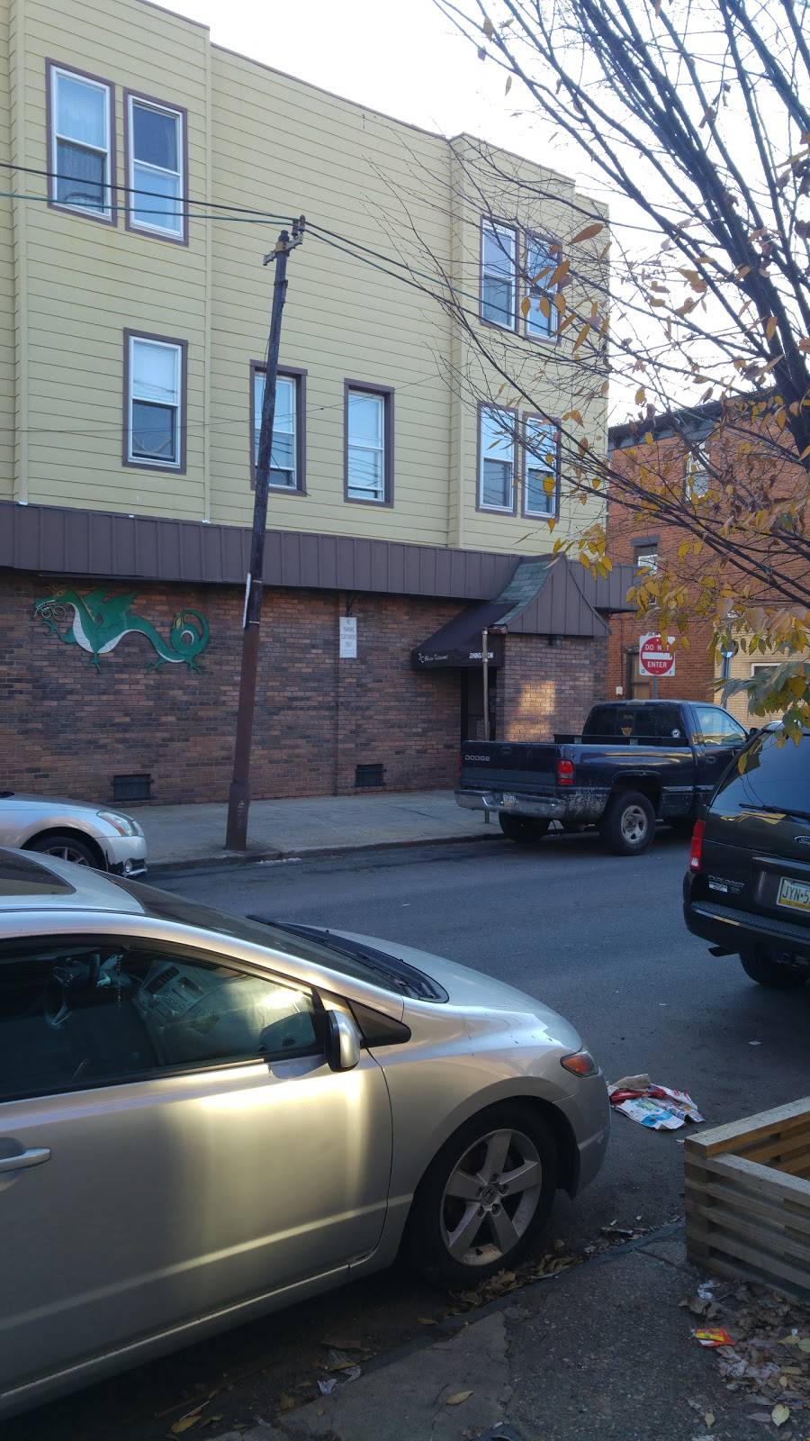 J C Chinese Restaurant | restaurant | 1701 S 8th St, Philadelphia, PA 19148, USA | 2153341056 OR +1 215-334-1056