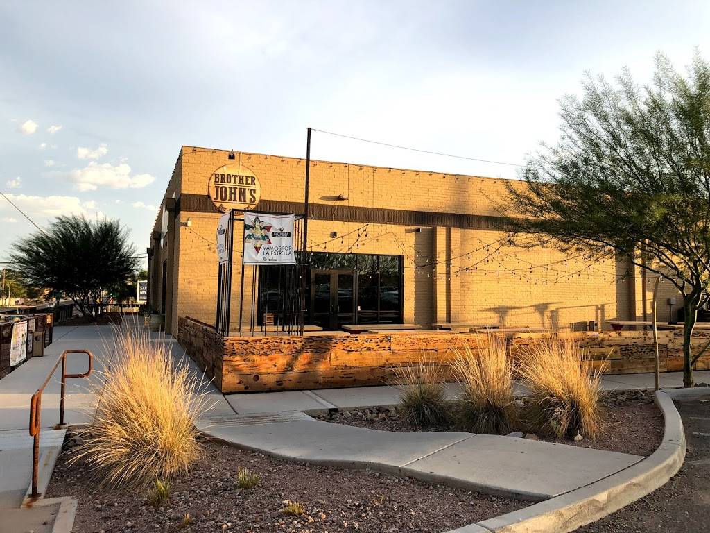Brother Johns Beer Bourbon & BBQ | restaurant | 1801 N Stone Ave, Tucson, AZ 85705, USA | 5208676787 OR +1 520-867-6787