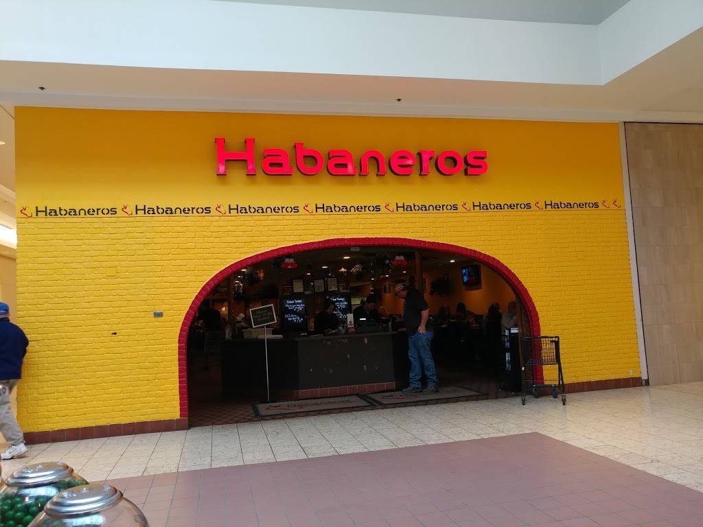 Habaneros Moline Southpark | restaurant | 4500 16th St, Moline, IL 61265, USA | 3097975020 OR +1 309-797-5020