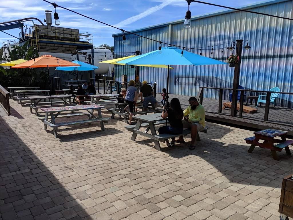 The Florida Brewery Beer Garden | restaurant | 202 Gandy Rd, Auburndale, FL 33823, USA | 8639651825 OR +1 863-965-1825