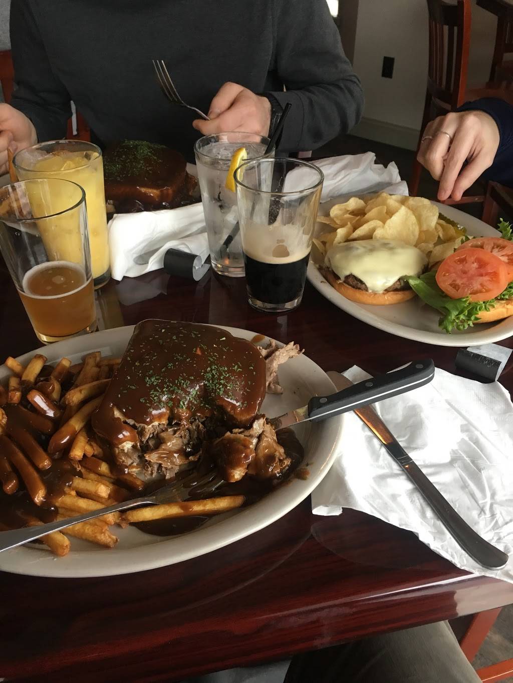 K-Ville Hotel & Tavern | restaurant | 2647 Heidelberg Ave, Kleinfeltersville, PA 17039, USA | 7179498413 OR +1 717-949-8413