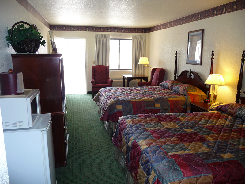 KC Motel | restaurant | 60 W Deuce of Clubs, Show Low, AZ 85901, USA | 9285374433 OR +1 928-537-4433