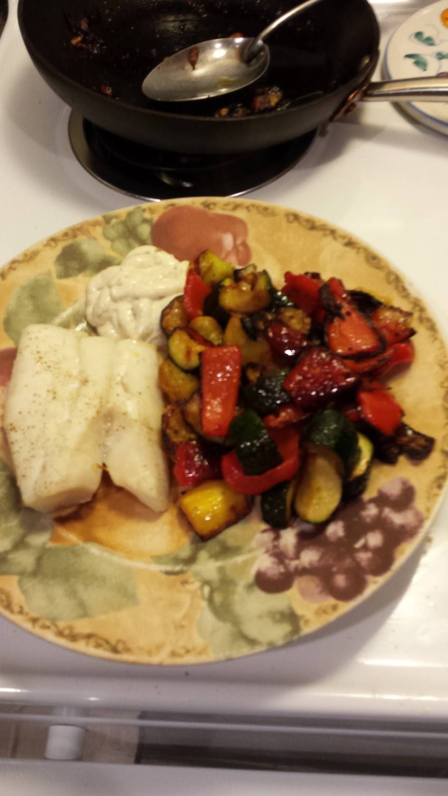 Simons Cafe & Lounge | cafe | 6135 Lakeside Dr # 113, Reno, NV 89511, USA | 7758298777 OR +1 775-829-8777