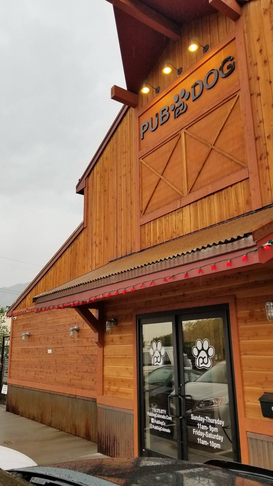 Pub Dog Colorado | restaurant | 2207 Bott Ave, Colorado Springs, CO 80904, USA | 7193750771 OR +1 719-375-0771