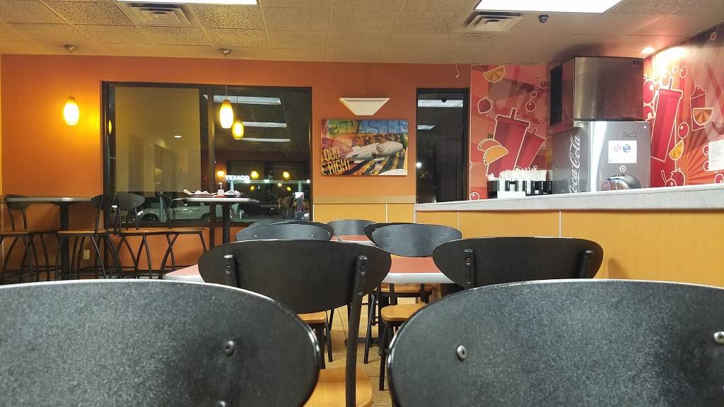 Jack in the Box | restaurant | 611 W Grant Line Rd, Tracy, CA 95376, USA | 2098362673 OR +1 209-836-2673