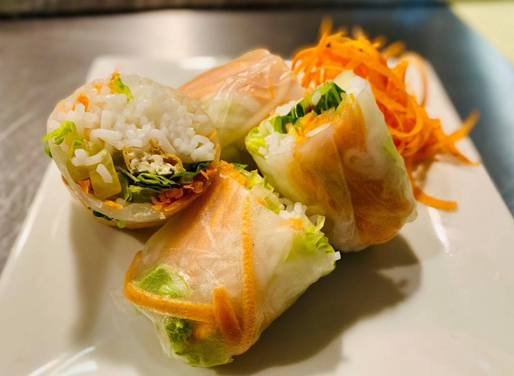 Thai Smile Vermont | restaurant | 1024 Waterbury Stowe Rd, Waterbury, VT 05676, USA | 8028828275 OR +1 802-882-8275