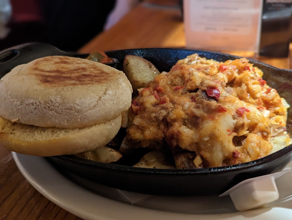 Red Door | restaurant | 3701 Cantrell Rd, Little Rock, AR 72202, USA | 5016668482 OR +1 501-666-8482