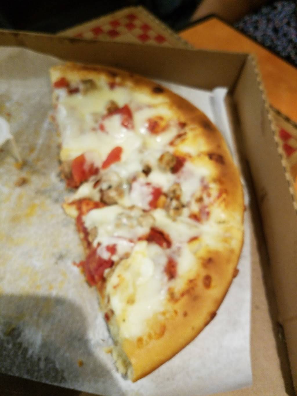 Numero Uno Pizza | restaurant | 39438 Trade Center Dr, Palmdale, CA 93551, USA | 6619474545 OR +1 661-947-4545