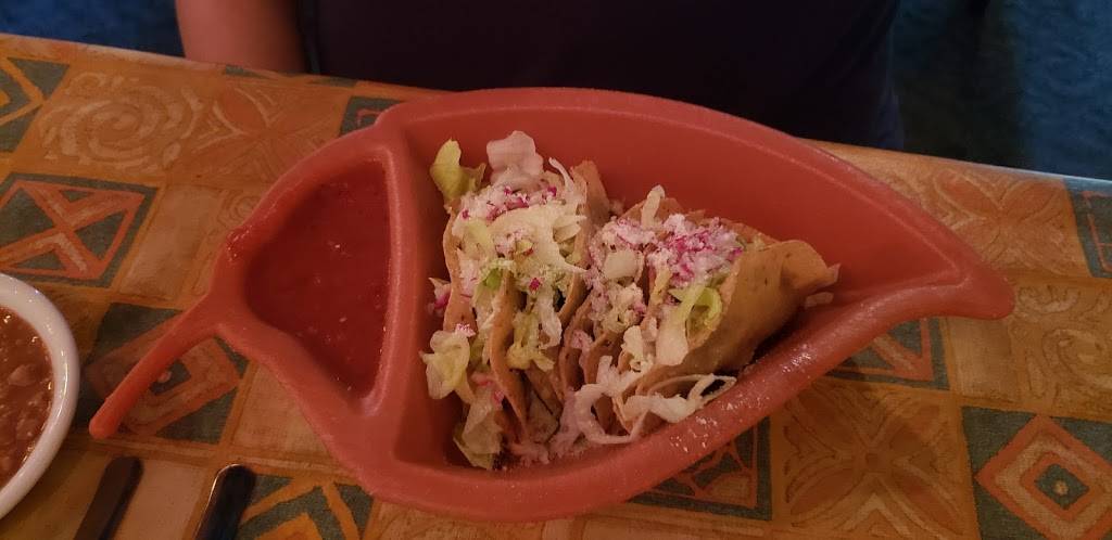 Torreon Mexican Restaurant | restaurant | 9129 Elmhurst Dr, Overland Park, KS 66212, USA | 9136489582 OR +1 913-648-9582