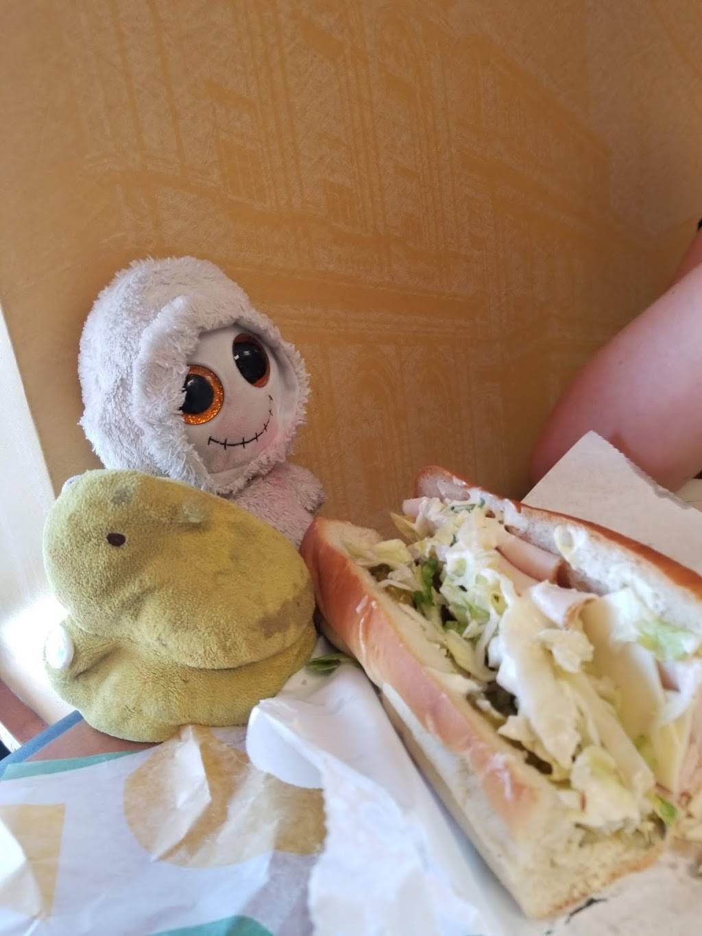 Subway Restaurants | restaurant | 13020 Riverdale Dr NW, Coon Rapids, MN 55448, USA | 7634274377 OR +1 763-427-4377