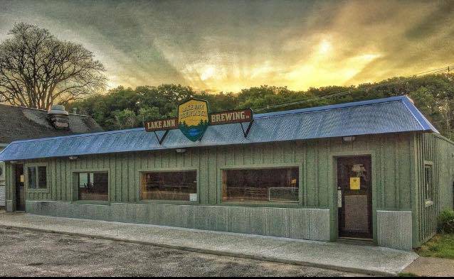 Lake Ann Brewing Company | restaurant | 6535 First St, Lake Ann, MI 49650, USA | 2316402327 OR +1 231-640-2327