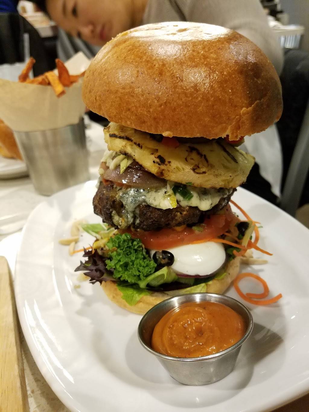 The Counter | restaurant | 140 Shoppers Ln, Pasadena, CA 91101, USA | 6264401008 OR +1 626-440-1008