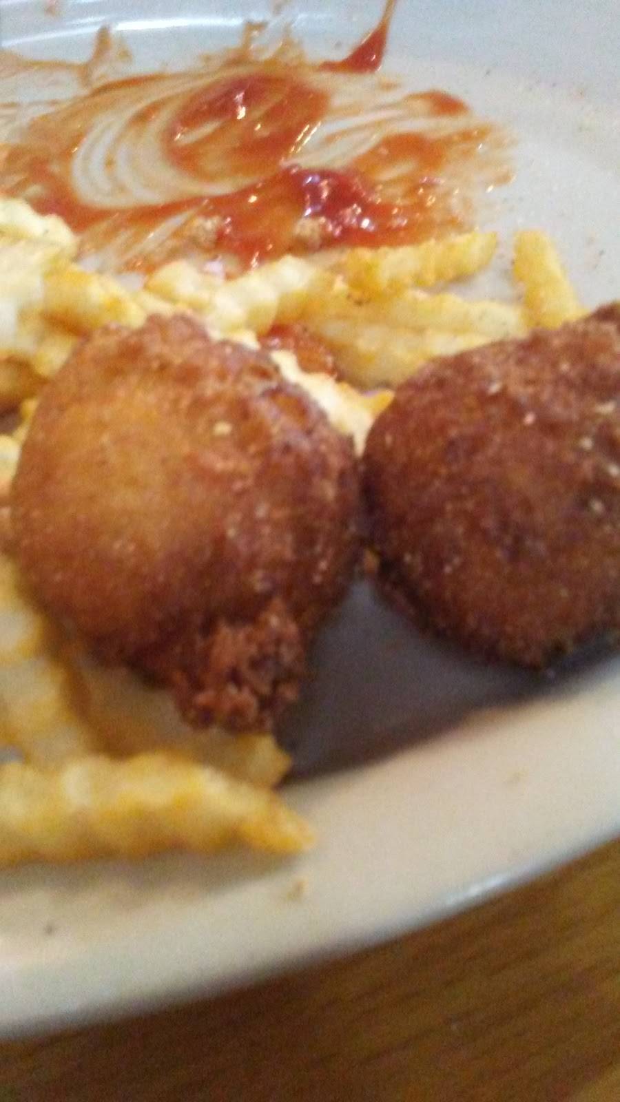 Helens Restaurant | restaurant | 3013 S Grundy Quarles Hwy, Gainesboro, TN 38562, USA | 9312682022 OR +1 931-268-2022