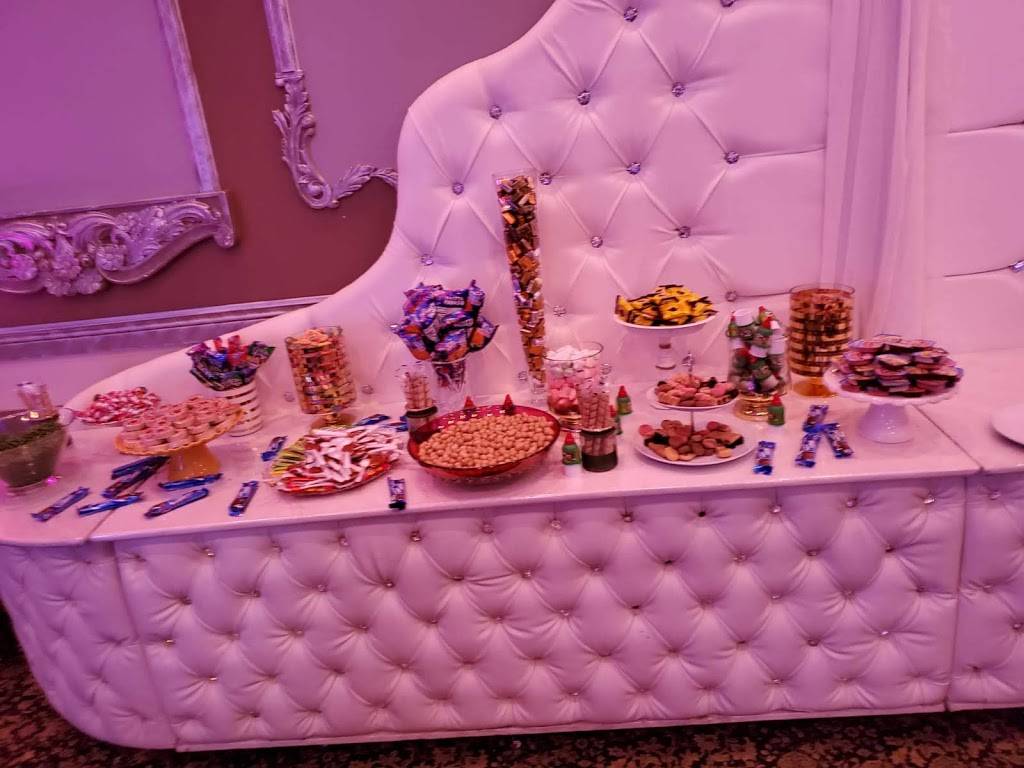 Platinum Banquet Hall | restaurant | 8704 Van Nuys Blvd, Panorama City, CA 91402, USA | 8186722626 OR +1 818-672-2626