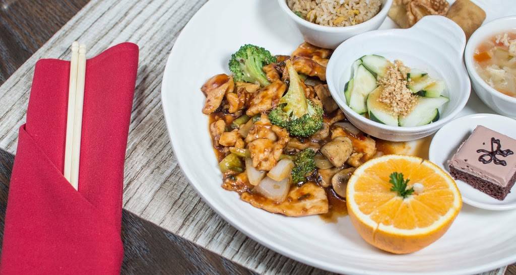 Chins Szechwan Cuisine - Encinitas | restaurant | 625 Encinitas Blvd, Encinitas, CA 92024, USA | 7607533903 OR +1 760-753-3903