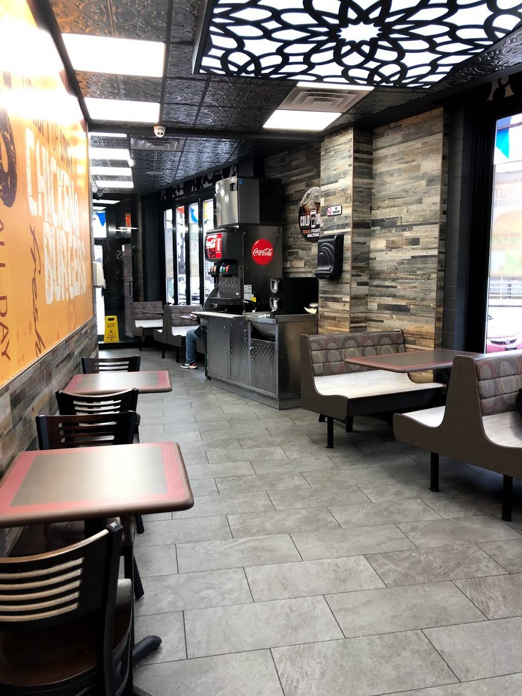 Texas Chicken and Burgers | restaurant | 2407 Steinway St, Astoria, NY 11103, USA | 9177450661 OR +1 917-745-0661