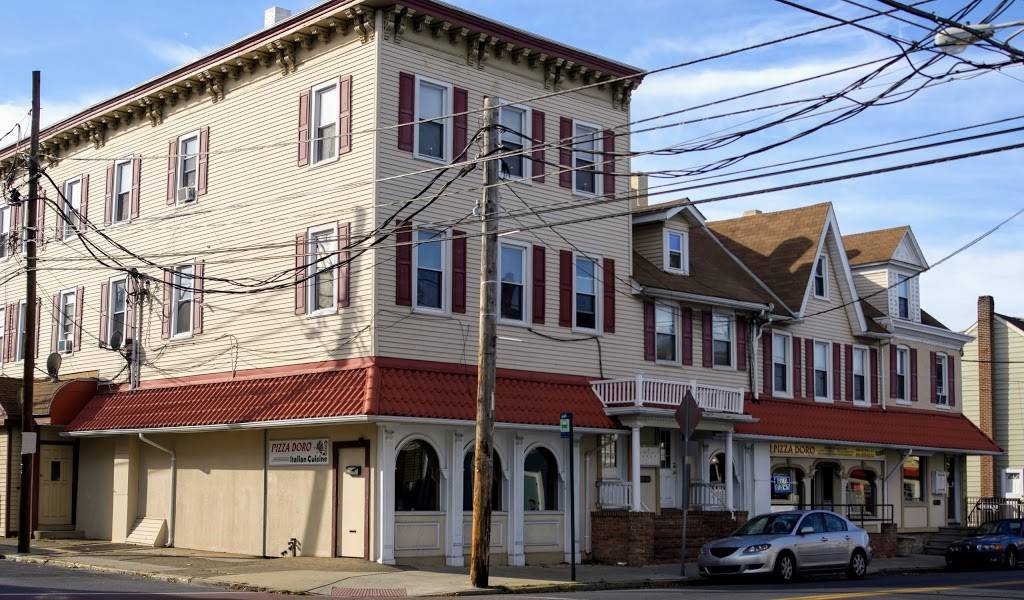 Pizza DOro Italian Restaurant | restaurant | 208 Cattell St, Easton, PA 18042, USA | 6102535533 OR +1 610-253-5533