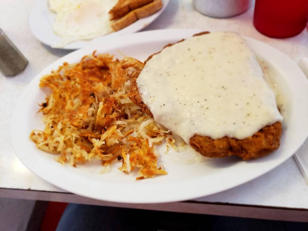 Charlie’s Dog House Diner | restaurant | 2102 Brookpark Rd, Cleveland, OH 44134, USA | 2166614873 OR +1 216-661-4873