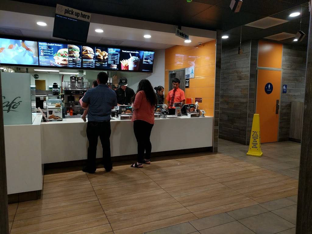 McDonalds | cafe | 801 Truman St, San Fernando, CA 91340, USA | 8183653123 OR +1 818-365-3123