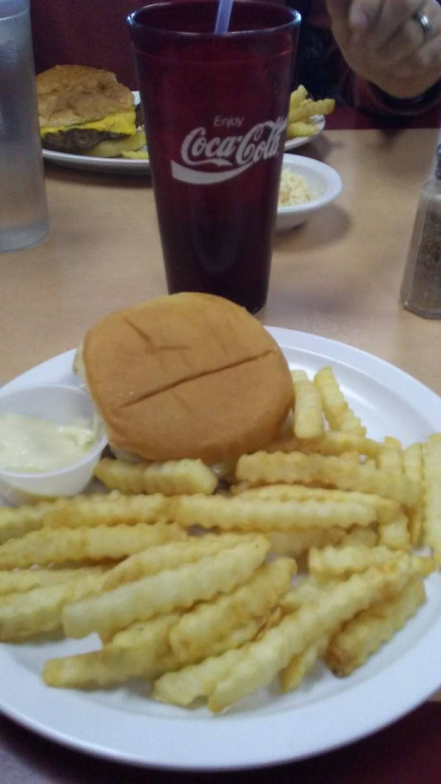 Tracys Restaurant | restaurant | 3913 Western Ave, Knoxville, TN 37921, USA | 8655249456 OR +1 865-524-9456