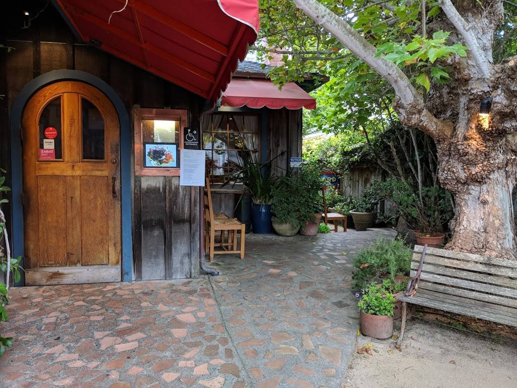 Fandango Restaurant | restaurant | 223 17th St, Pacific Grove, CA 93950, USA | 8313723456 OR +1 831-372-3456