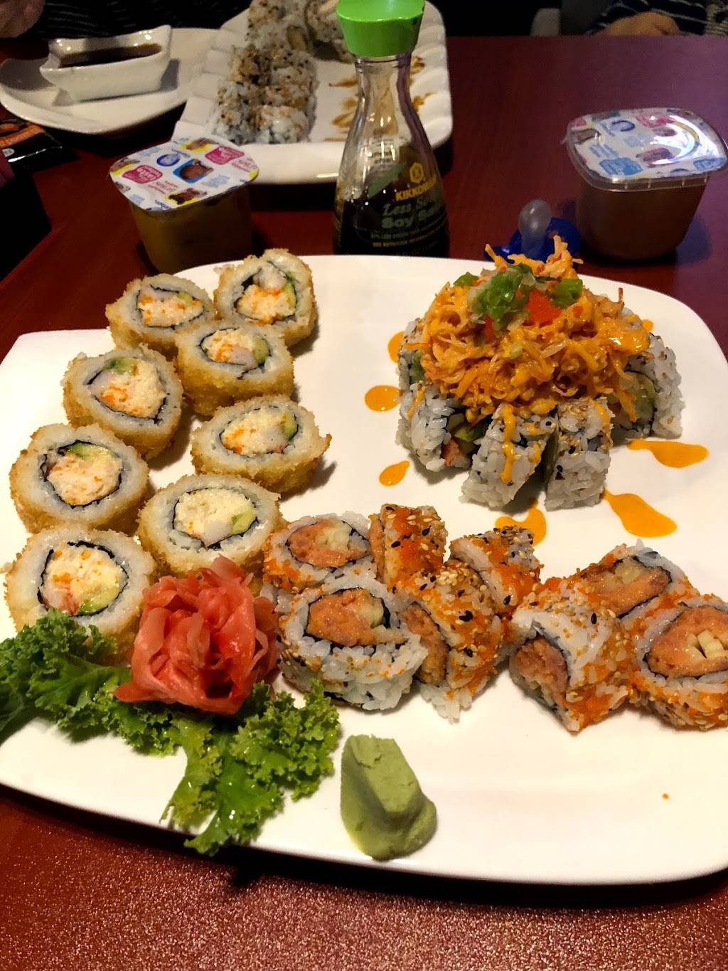 Charlies Sushi & Japanese Restaurant | restaurant | 1200 Cleveland St, Clearwater, FL 33755, USA | 7273517338 OR +1 727-351-7338