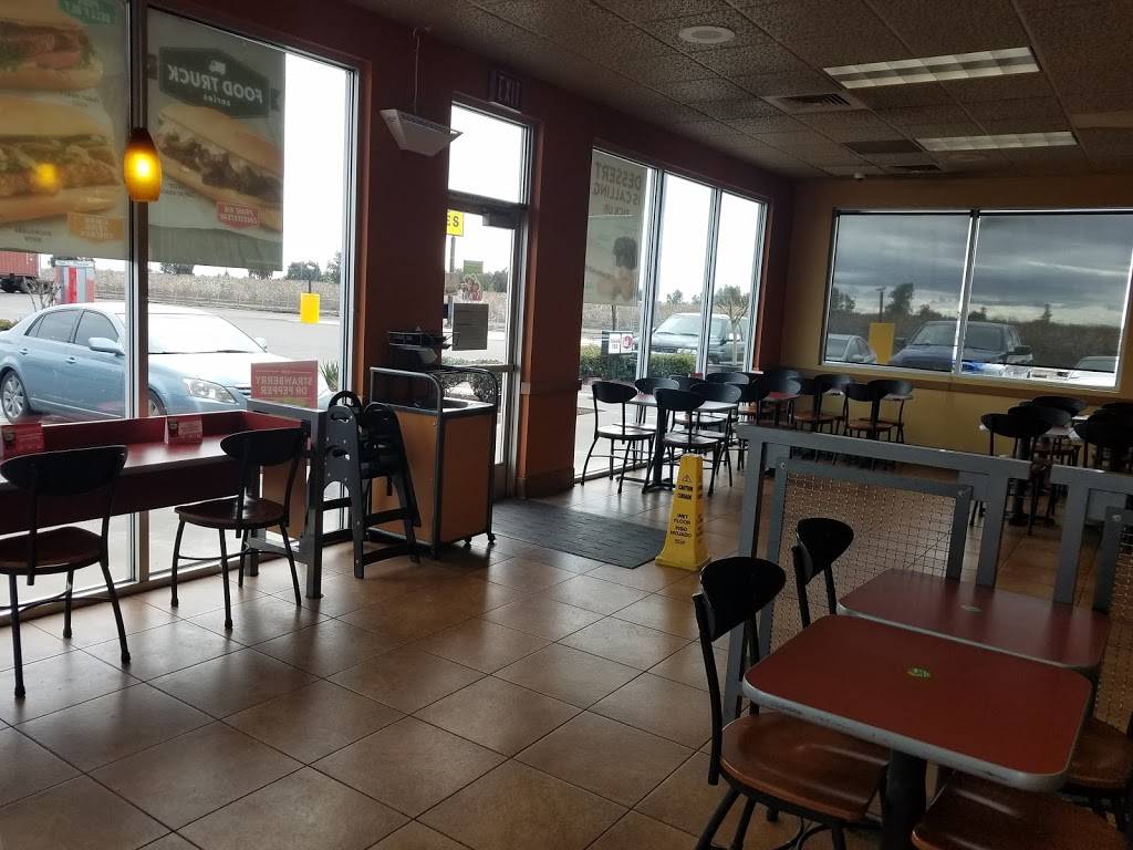 Jack in the Box | restaurant | 18158 Avenue 24, Chowchilla, CA 93610, USA | 5596652091 OR +1 559-665-2091