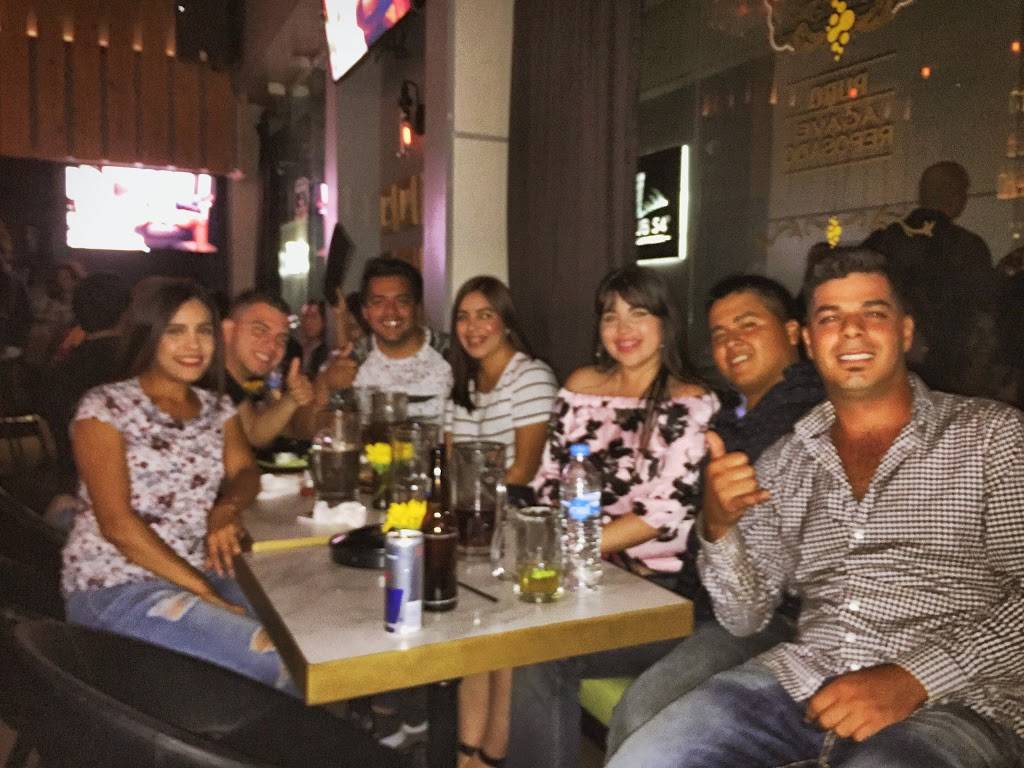 Jacas | restaurant | Blvd. Agua Caliente 10387 Local E-202, Fracc. Neidhart, Neidhart, 22020 Tijuana, B.C., Mexico | 016644456789 OR +52 664 445 6789