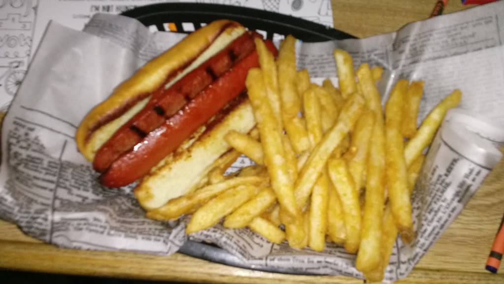 The Beer Hunter | restaurant | 78-483 CA-111, La Quinta, CA 92253, USA | 7605647442 OR +1 760-564-7442