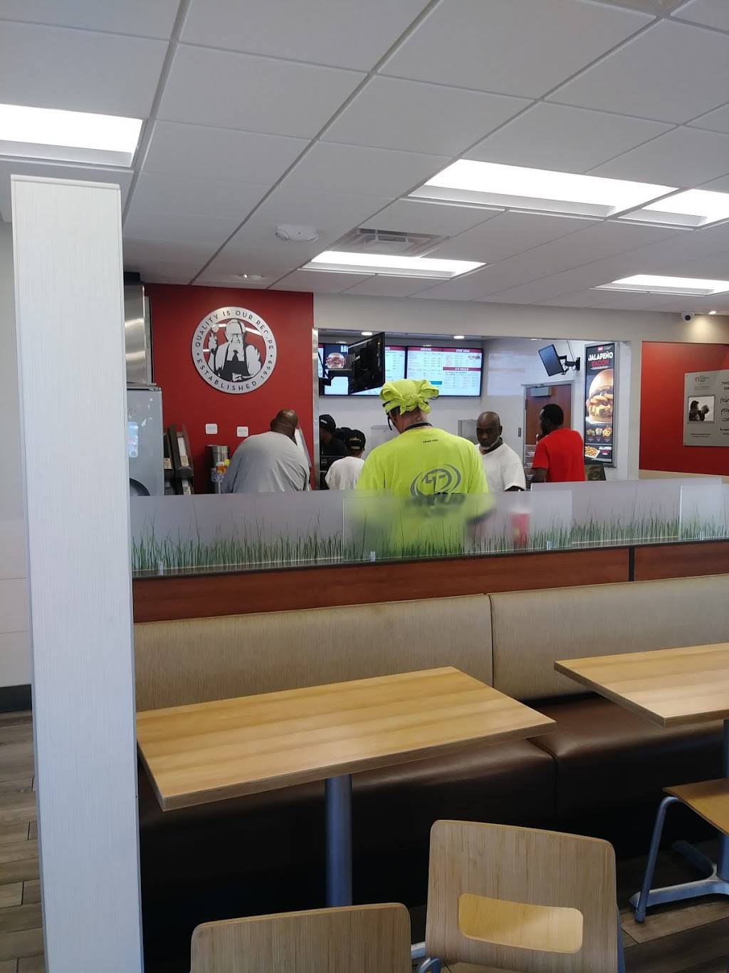 Wendys | restaurant | 8234 Colerain Ave, Cincinnati, OH 45239, USA | 5138134293 OR +1 513-813-4293