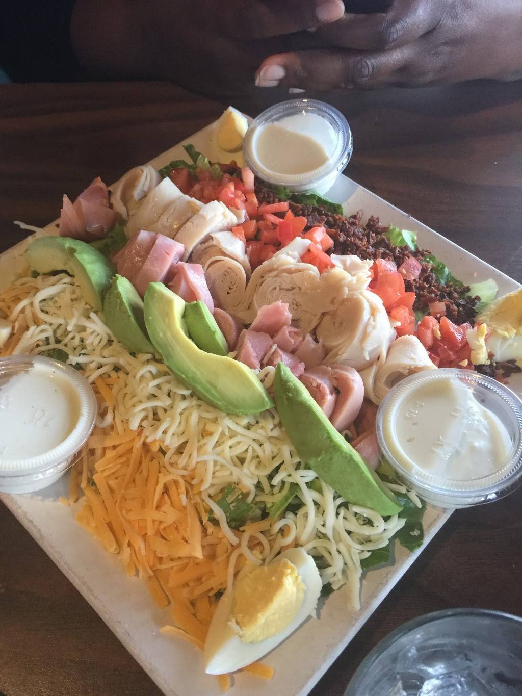 PapaGs Sports Bar & Grill | restaurant | 2900 Hwy 121, Bedford, TX 76021, USA | 8173544140 OR +1 817-354-4140