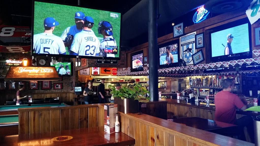 Carolina Ale House | restaurant | 317 S College Rd C, Wilmington, NC 28403, USA | 9107919393 OR +1 910-791-9393