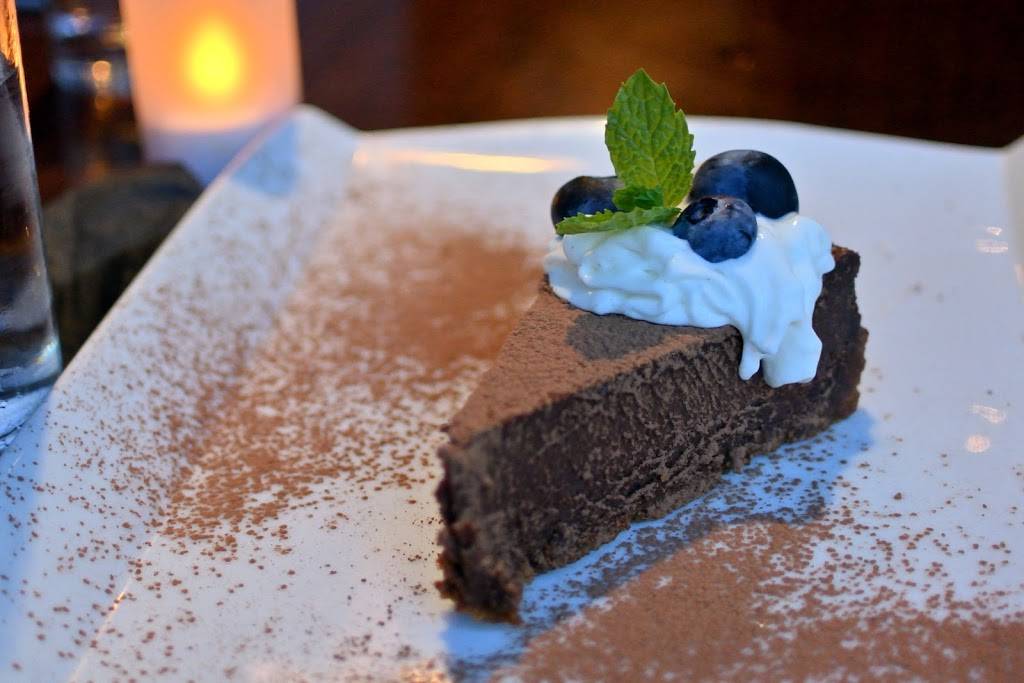 Helltown Kitchen | restaurant | 401 1/2 Commercial St, Provincetown, MA 02657, USA | 5082463871 OR +1 508-246-3871