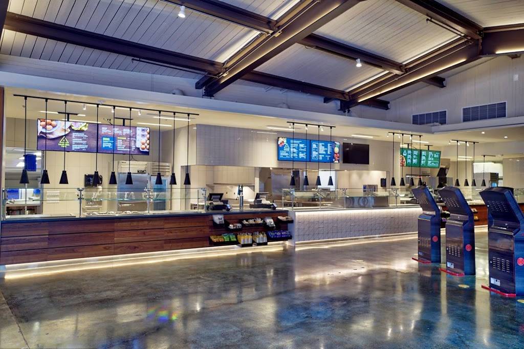 Base Camp Eatery | restaurant | 9006 Yosemite Lodge Dr, Yosemite Valley, CA 95389, USA | 8884138869 OR +1 888-413-8869