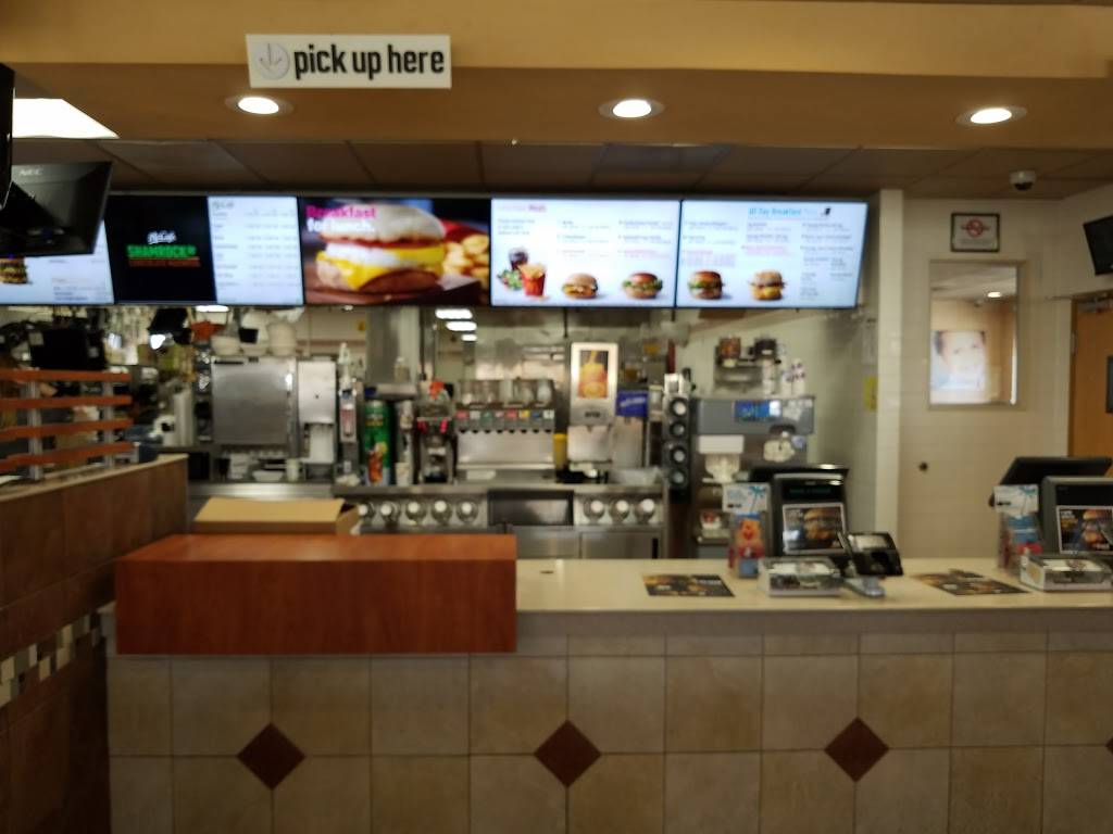 McDonalds | cafe | 19630 Fisher Ave, Poolesville, MD 20837, USA | 3013495920 OR +1 301-349-5920