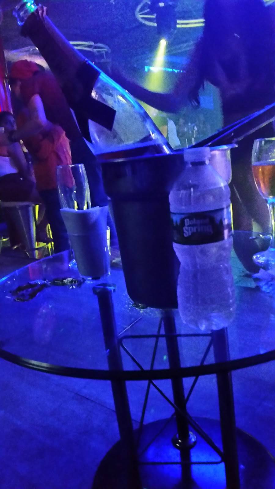 Makumba Restaurant Bar Lounge and Outdoor | restaurant | 4501 Castor Ave, Philadelphia, PA 19124, USA | 2673467800 OR +1 267-346-7800