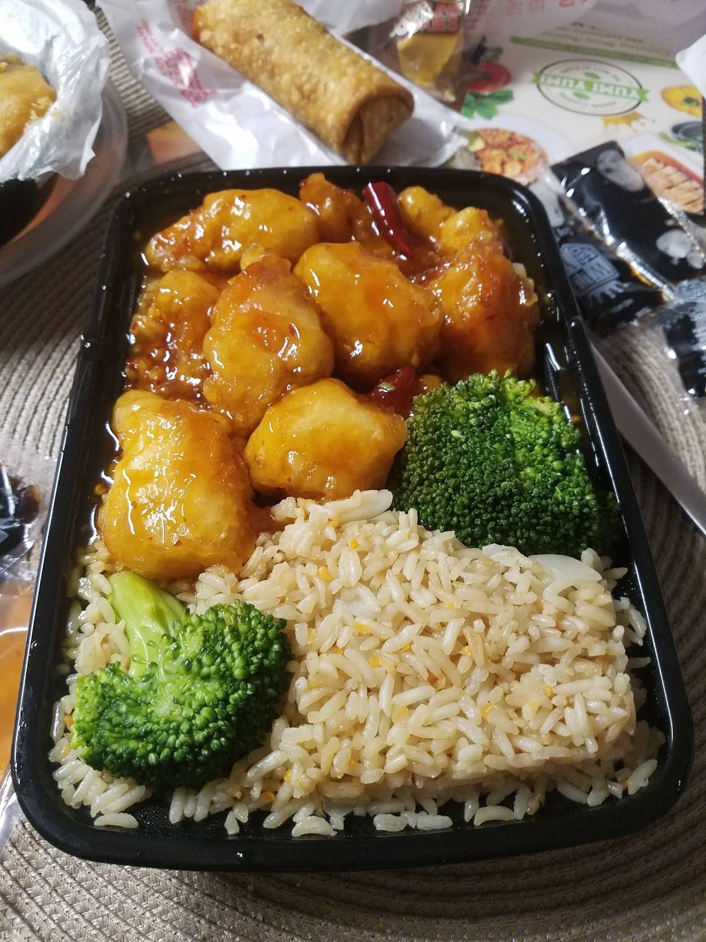 Yumi Yumi | restaurant | 109 M, Gainsborough Square Ste M, Chesapeake, VA 23320, USA | 7575488808 OR +1 757-548-8808