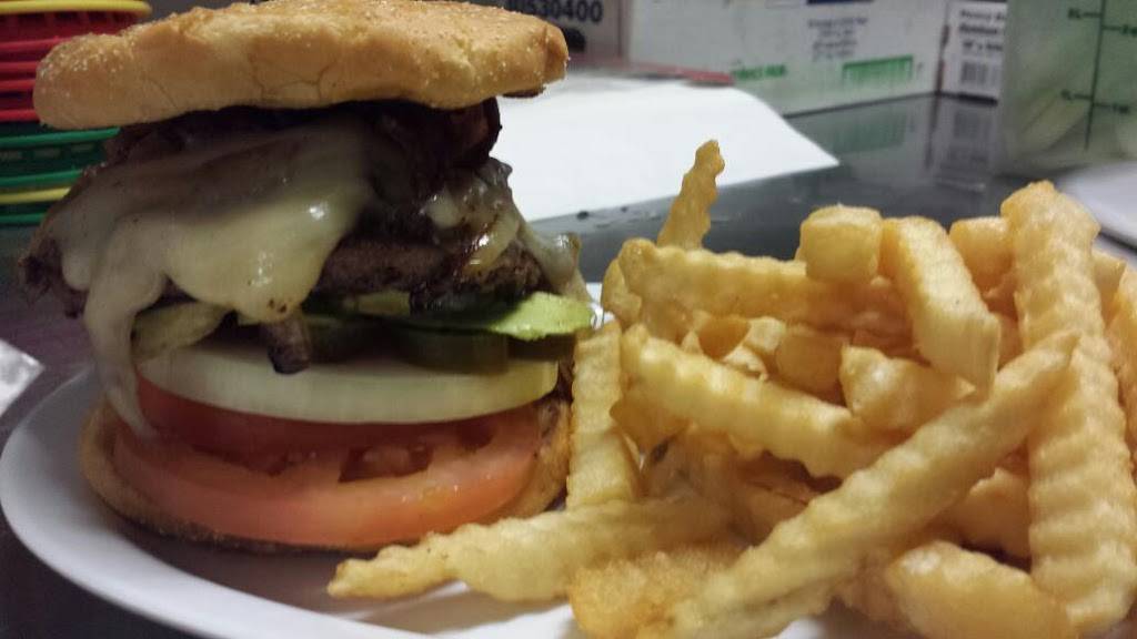 The Beachouse | restaurant | 1856 Mentone Blvd, Mentone, CA 92359, USA | 9097944300 OR +1 909-794-4300