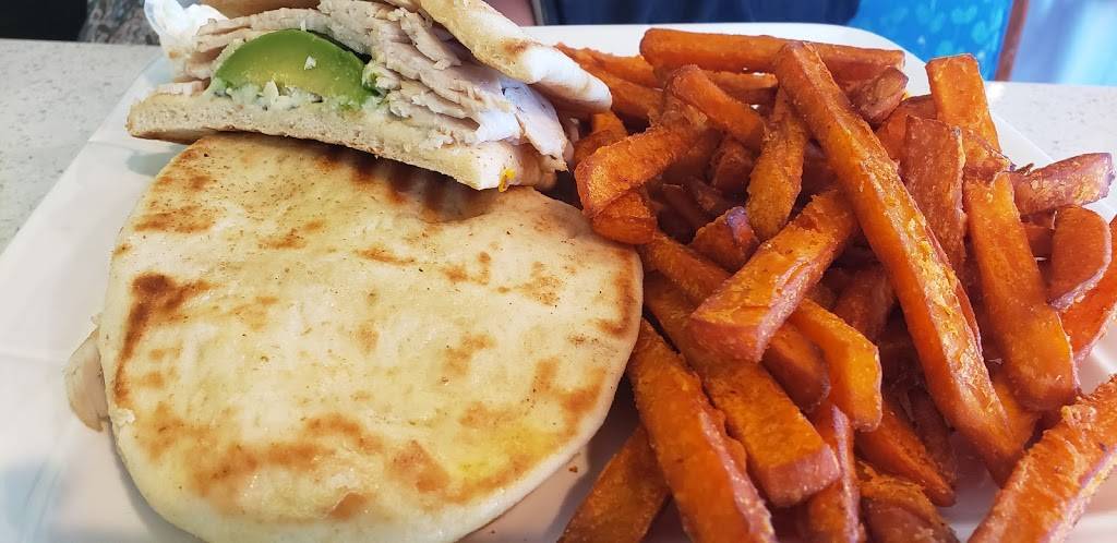 The Legend Restaurant&Bakery | restaurant | 201 N Dupont Hwy, New Castle, DE 19720, USA | 3023226222 OR +1 302-322-6222